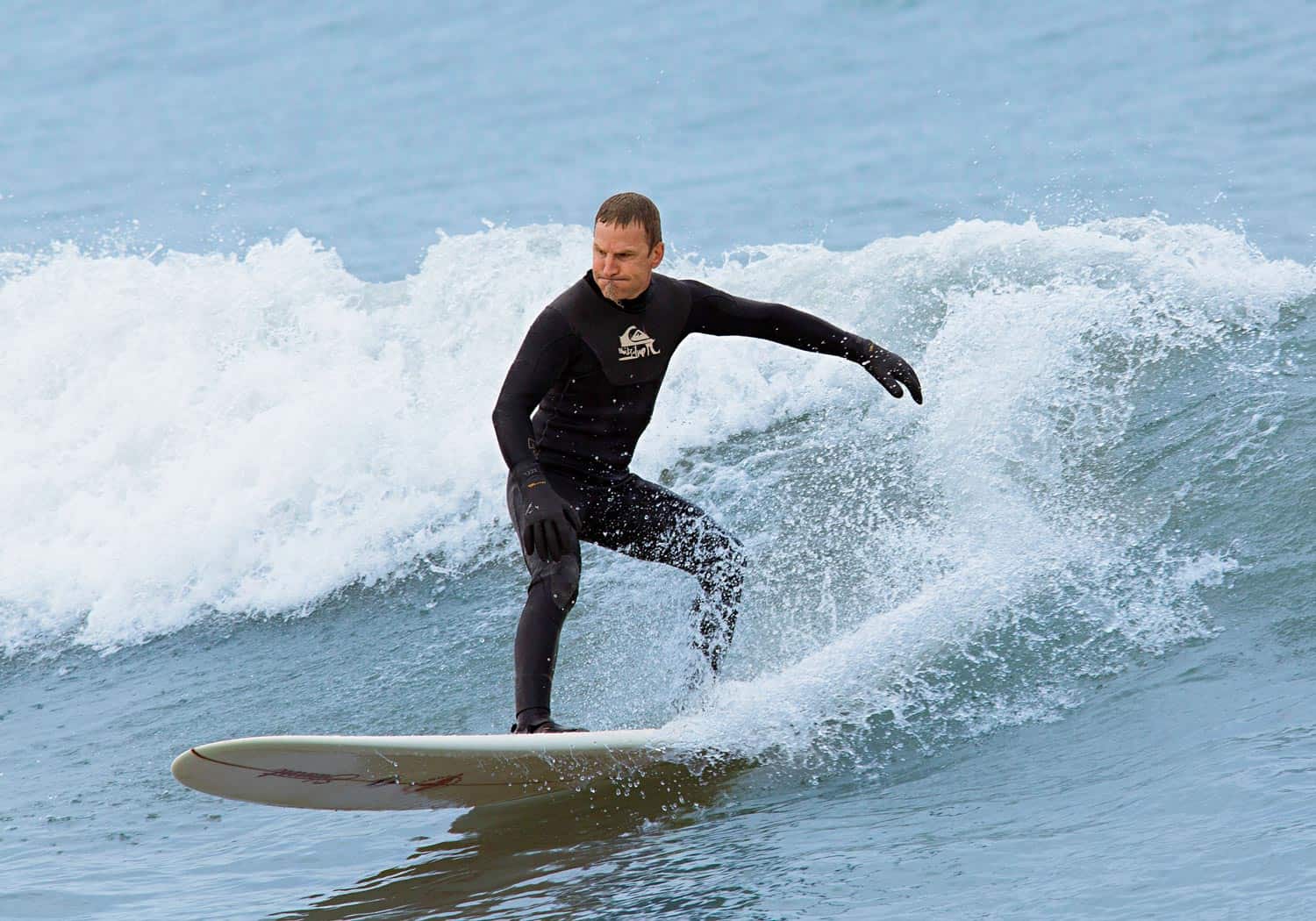 can you surf on a lake