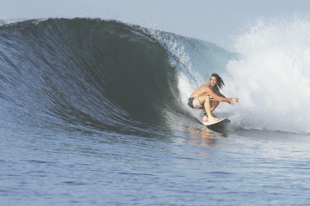 is-ocean-water-bad-for-your-hair-surf-mentor