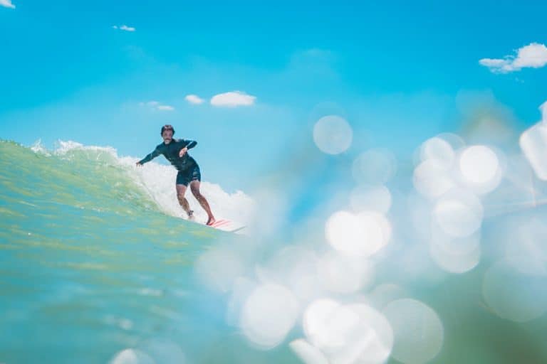 Is Surfing Bad For Your Knees? Surf Mentor